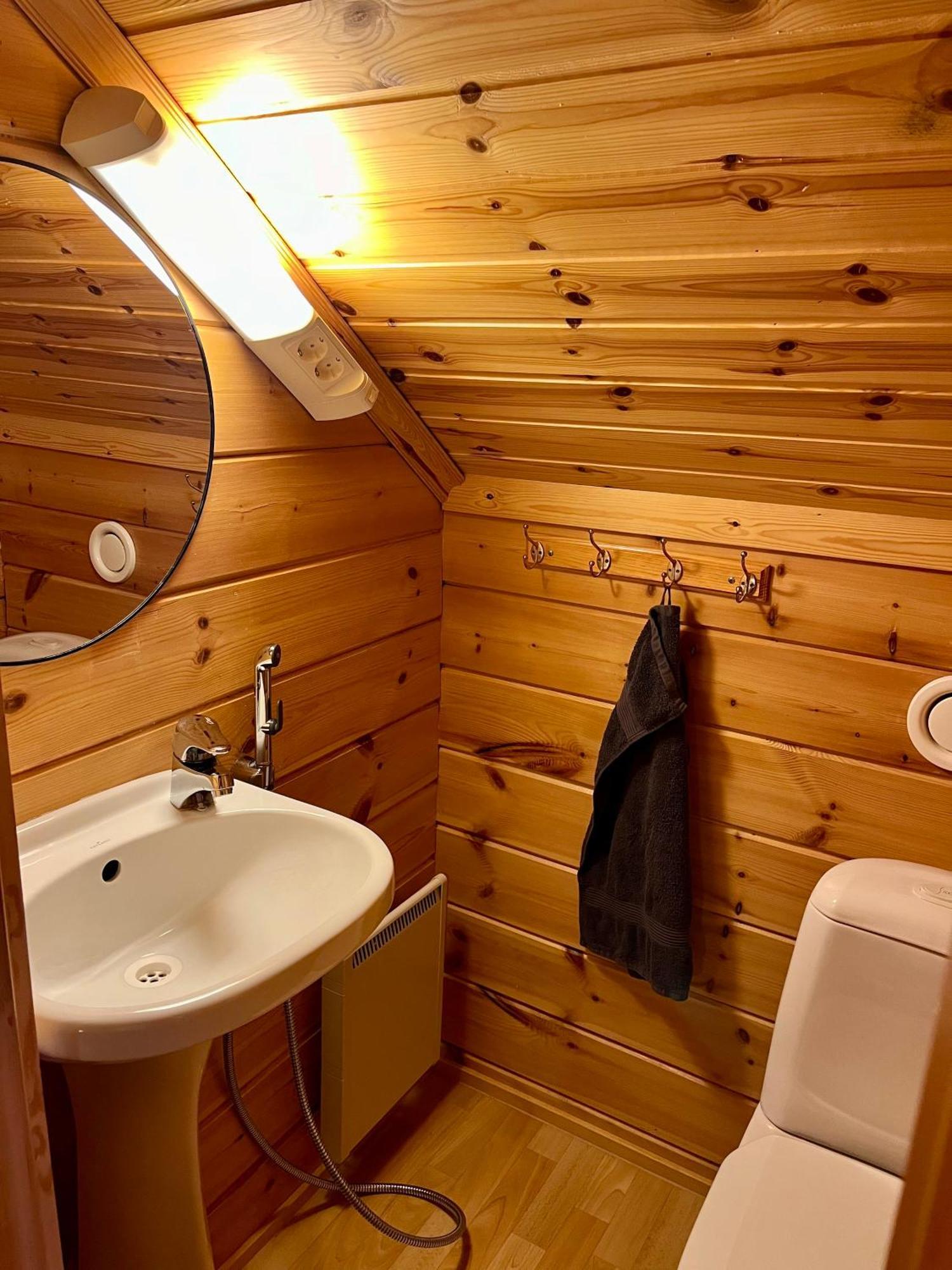 Log Cottages In 10 Min From Santa Claus Village-Sauna&Freeparking Рованиеми Екстериор снимка