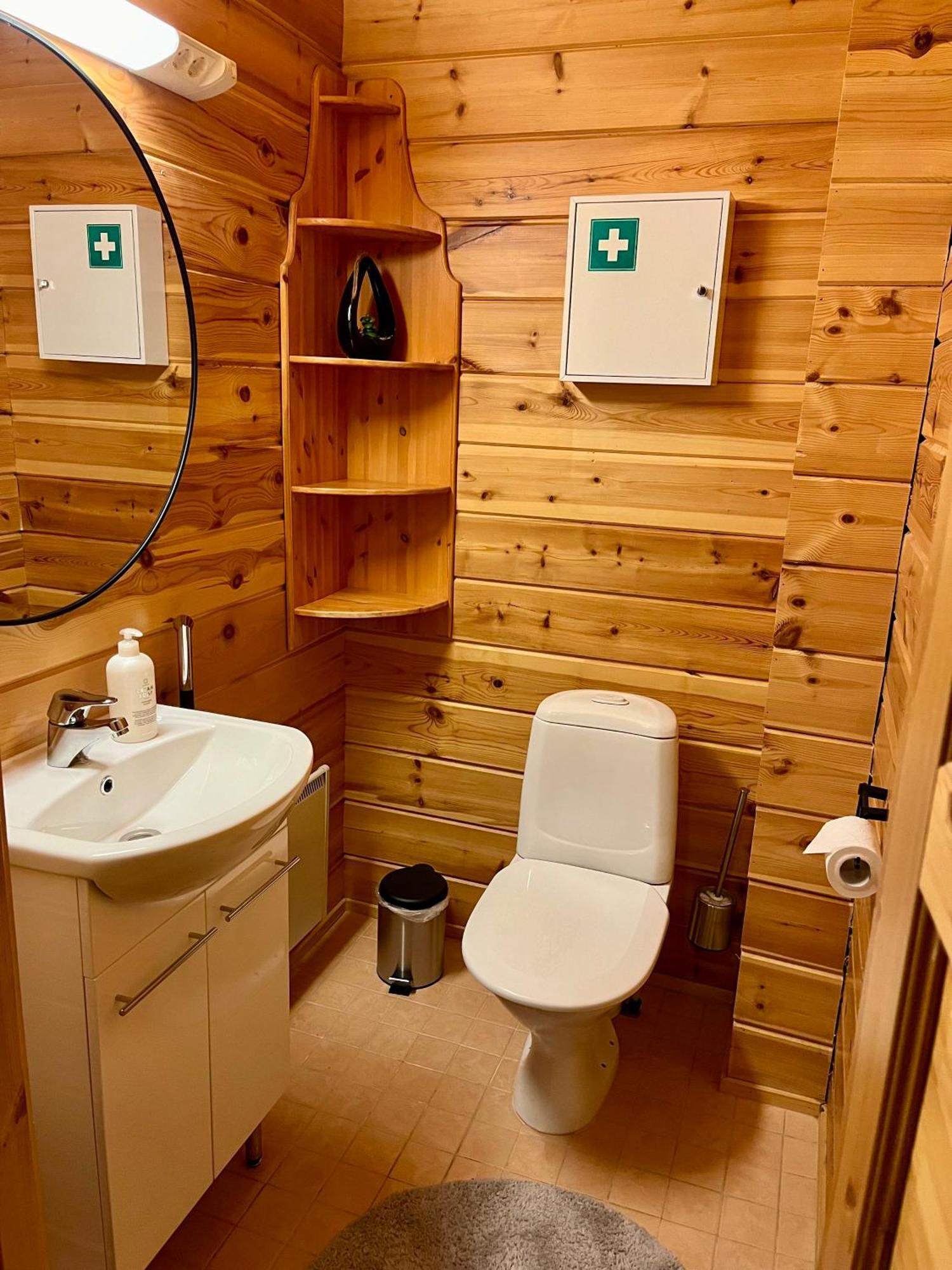 Log Cottages In 10 Min From Santa Claus Village-Sauna&Freeparking Рованиеми Екстериор снимка